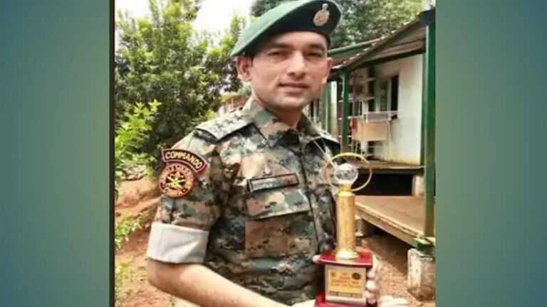 नक्षलवाद्यांनी केलेल्या हल्ल्यात महाराष्ट्राचा कोब्रा अधिकारी शहीद ;९ जवान जखमी