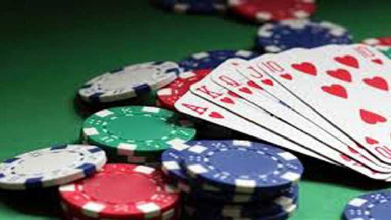 डेक्कनवरील जुगार अड्ड्यावर अखेर  पोलिसांचा छापा