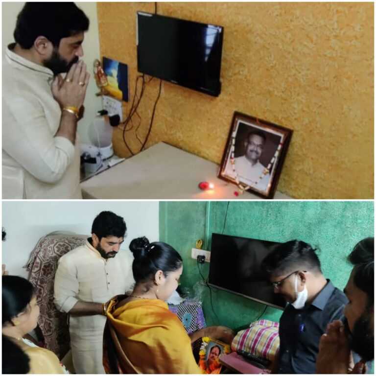 ‘त्या’ कोरोनायोद्ध्यांच्या  घरी दिवाळी फराळ वाटप.