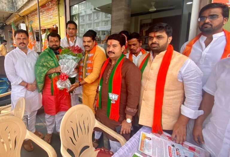 वारजे येथे भाजपचे पदवीधर मतदार नोंदणी अभियान