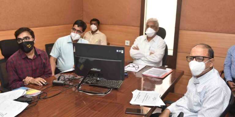 प्रत्येक ग्रामपंचायतीमध्ये जमीन सुपिकता निर्देशांक फलक लावण्याचे कृषिमंत्री दादाजी भुसे यांचे निर्देश