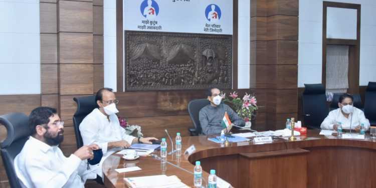 विकासप्रकल्प कालबद्धरित्या पूर्ण करण्याचे मुख्यमंत्री उद्धव ठाकरे यांचे निर्देश