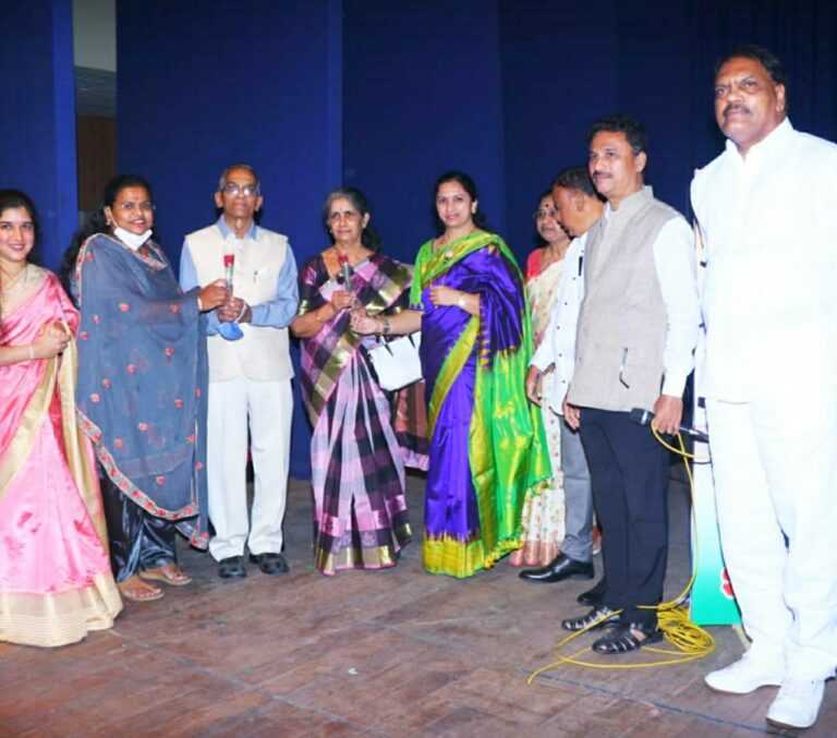 पवारांच्या वाढदिवसानिमित्त रक्दान शिबीर आणि कोरोना योद्ध्यांचा सत्कार