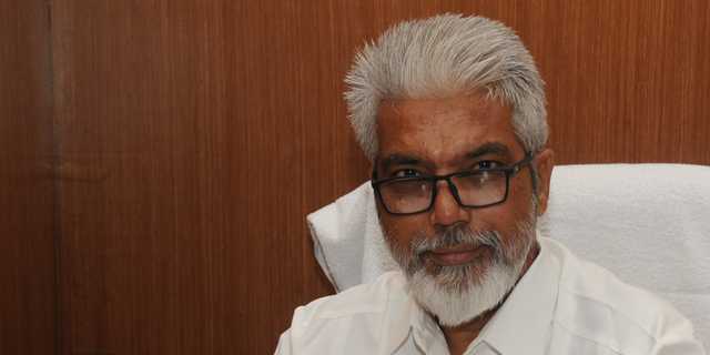 कृषी योजनांचा लाभ घेण्यासाठी शेतकऱ्यांनी महाडीबीटी पोर्टलवर ३१ डिसेंबरपर्यंत अर्ज करावेत – कृषीमंत्री दादाजी भुसे