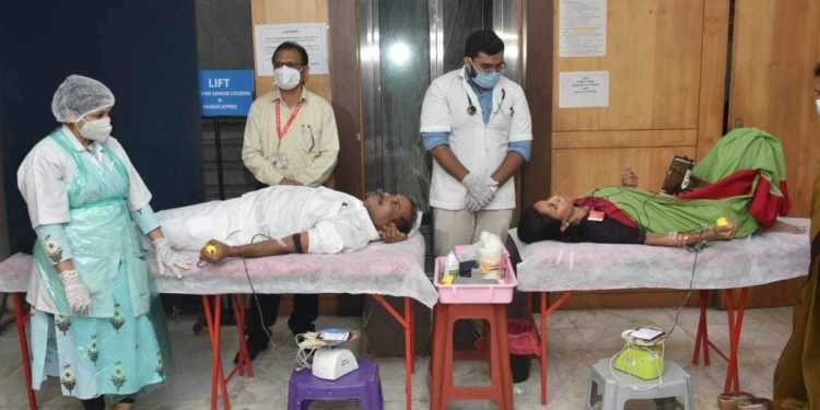 राज्यात शनिवारपासून शासकीय रुग्णालयांमधील रुग्णांना मिळणार मोफत रक्त – आरोग्यमंत्री राजेश टोपे