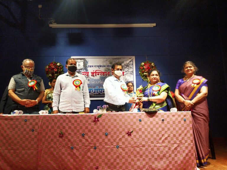 न्यू इंग्लिश स्कूलचा १४१ वा वर्धापनदिन साजरा