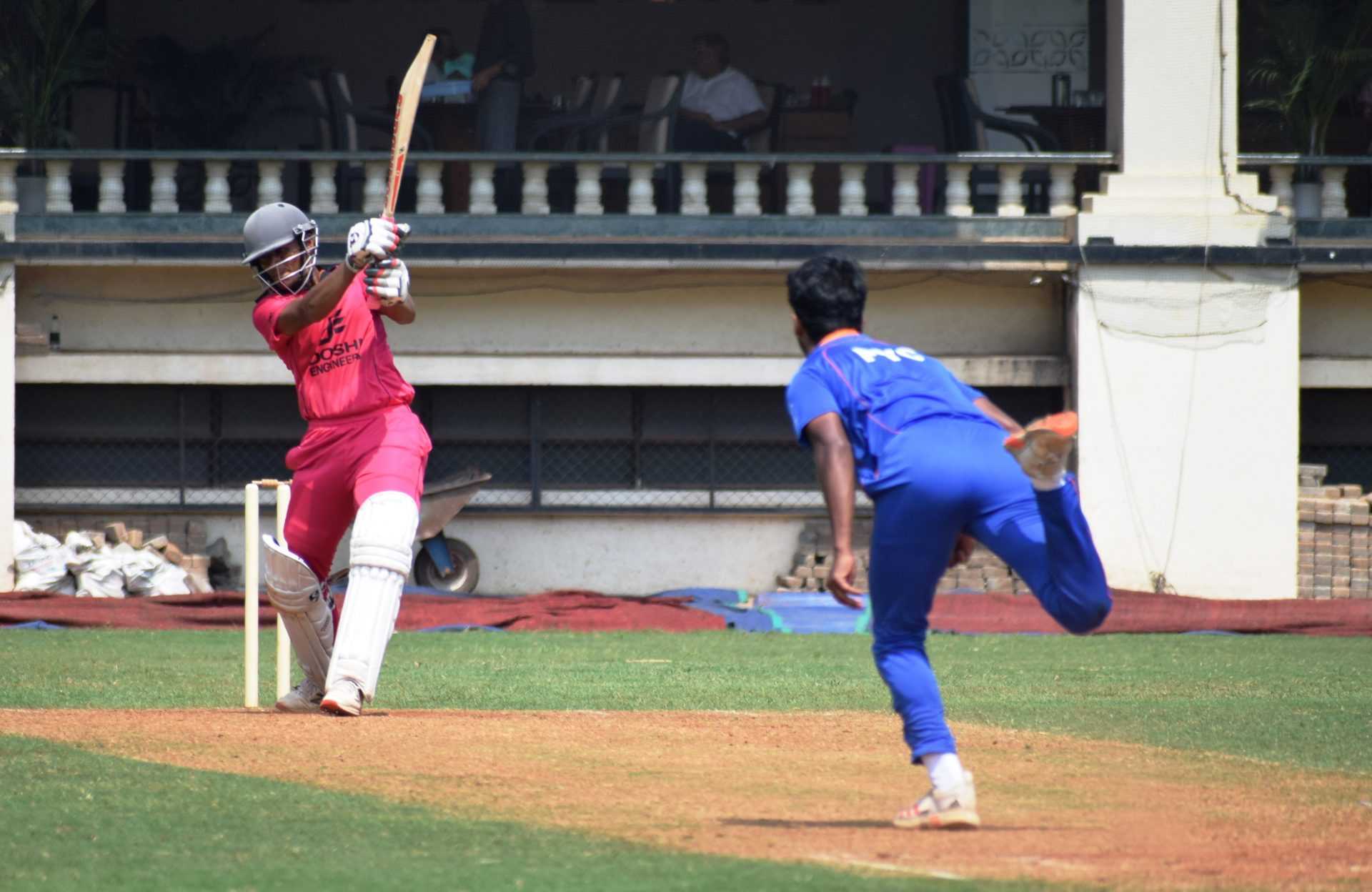 दोशी इंजिनियर्स करंडक आंतरक्लब 25 वर्षांखालील निमंत्रित क्रिकेट स्पर्धेत मेट्रो क्रिकेट क्लब संघाची शानदार सुरुवात