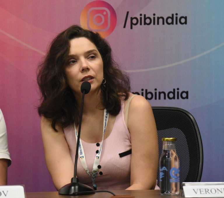 1990च्या दशकानंतरचा सोव्हिएत युक्रेनचे दर्शन मला या चित्रपटाच्या माध्यमातून घडवायचे होते- ‘-हायनो’चे दिग्दर्शक ओलेह सेन्टसोव्ह