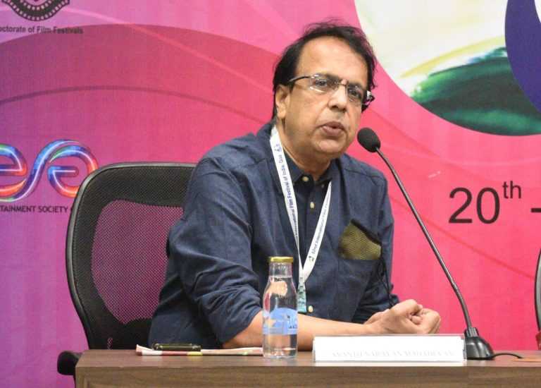 अव्वल राहण्याच्या शर्यतीत आपण मानवी समस्यांकडे डोळेझाक करत आहोत: महादेवन