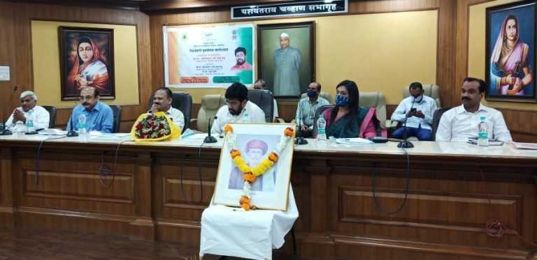 भिक्षेकरी पुनर्वसनासाठी शोध मोहीम राबवून त्यांची नोंदणी करा-राज्यमंत्री बच्चू कडू