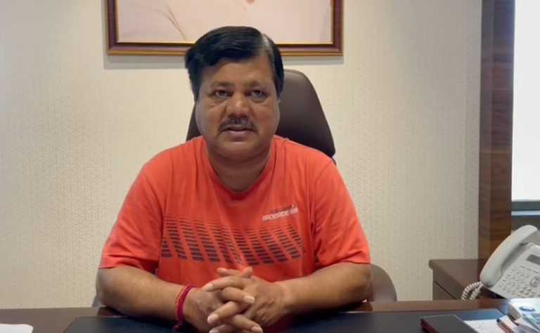 तुम्ही कितीही दबावशाही करा, एसटी कर्मचारी न्याय मिळवल्याशिवाय राहणार नाहीत – प्रविण दरेकर