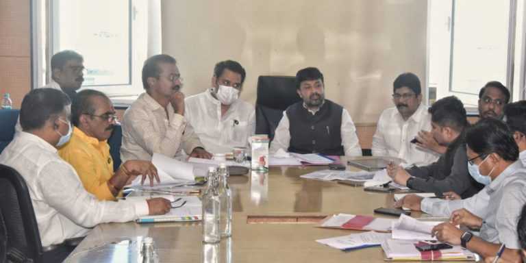 पाणीपुरवठा योजनांची कामे कालबद्ध कार्यक्रम आखून पूर्ण करावित – राज्यमंत्री संजय बनसोडे