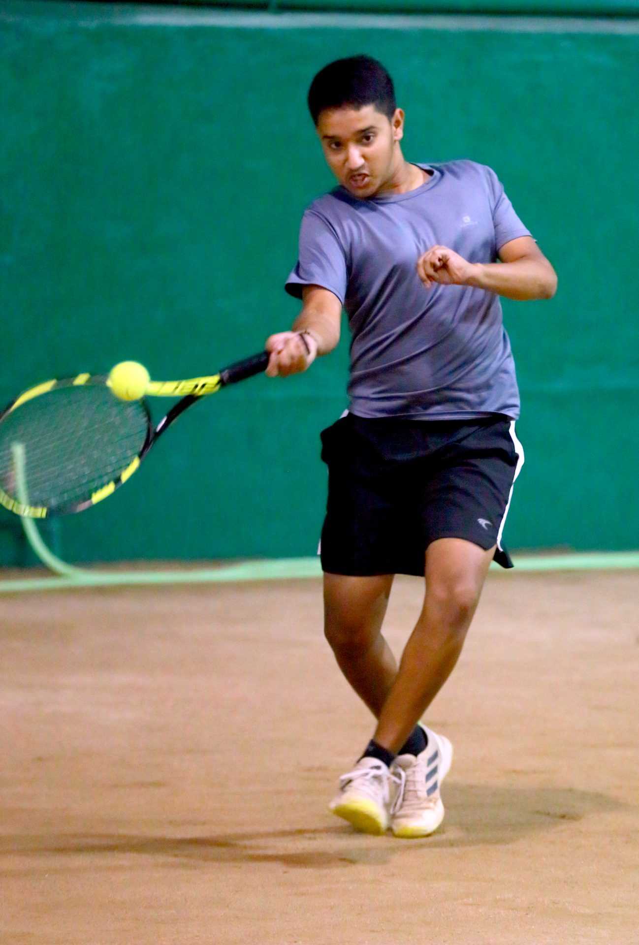 ईएमएमटीसी 14 वर्षाखालील राष्ट्रीय  टेनिस अजिंक्यपद स्पर्धेत मानांकीत खेळाडूंची आगेकुच
