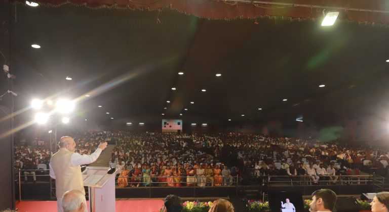 उद्धव ठाकरेजी हिम्मत असेल तर राजीनामा द्या – पुन्हा दोन हाथ करू ,पुण्यात येऊन ठाकरेंना दिले शाहांनी आव्हान