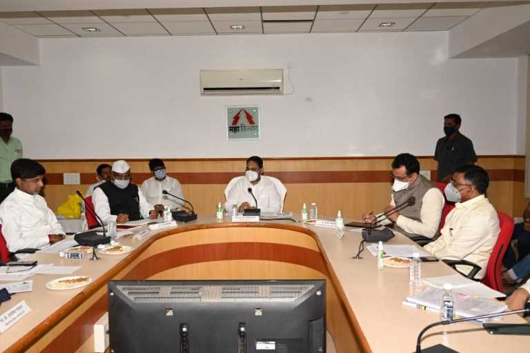 महावितरणच्या नाजूक आर्थिक परिस्थितीमुळे बिले भरली तरच कंपनी टिकेल