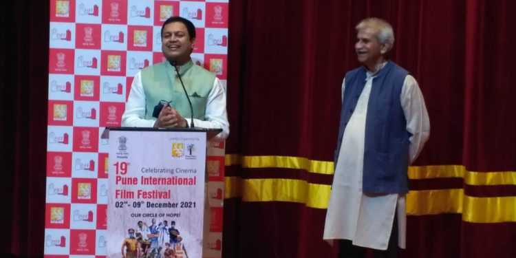 राज्यात चित्रपटाला लवकरच उद्योगाचा दर्जा -सांस्कृतिक कार्य मंत्री अमित देशमुख