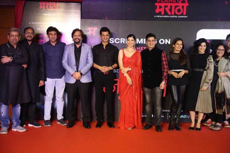 अखेर ‘बॅन लिपस्टिक’चा उलगडा झाला