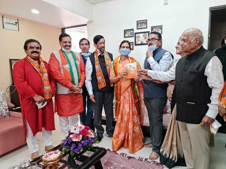 केंद्रीय आरोग्य राज्यमंत्री डॉ. भारती पवार म्हणाल्या ‘हर घर मोदी’ हा उपक्रम स्तुत्य