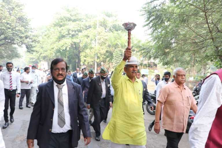 तरुणांनी सैन्यात सहभागी व्हावे-महावीर चक्र विजेते कमांडो नायक दिगेंद्र कुमार उर्फ कोब्रा कमांडो यांचे मत