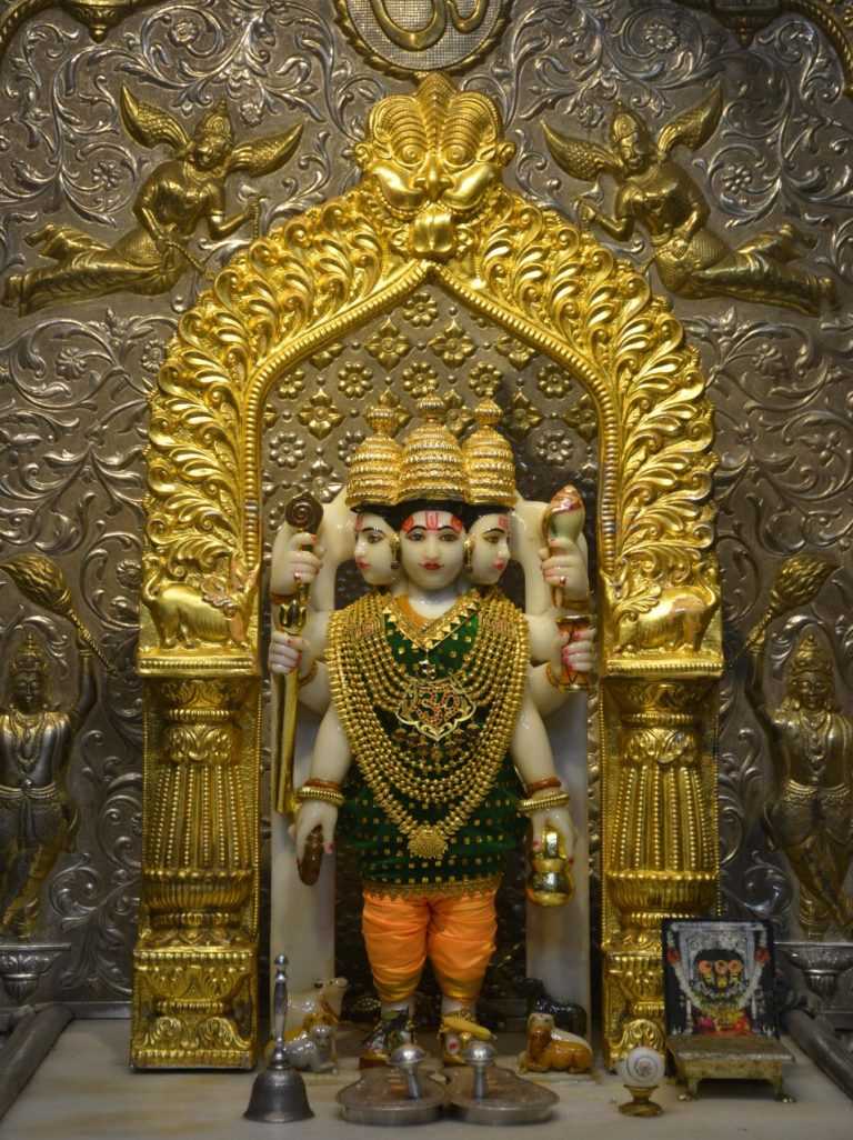 श्री दत्त जयंती 4 डिसेंबर रोजी…