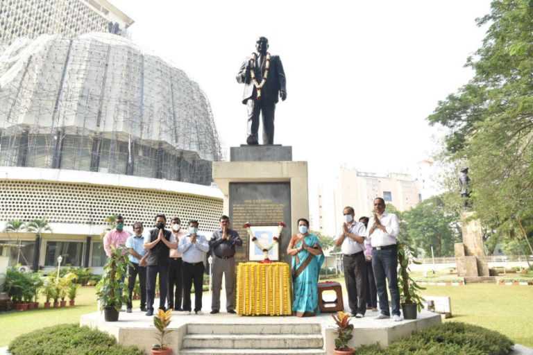 डॉ.बाबासाहेब आंबेडकर यांना महापरिनिर्वाणदिनी विधानभवन येथे अभिवादन