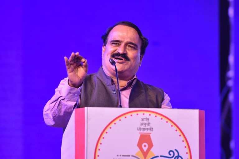 मराठी साहित्य संमेलनाच्या अध्यक्षपदी विश्वास पाटलांची निवड:पुण्यातील कार्यकारिणीच्या बैठकीत निर्णय