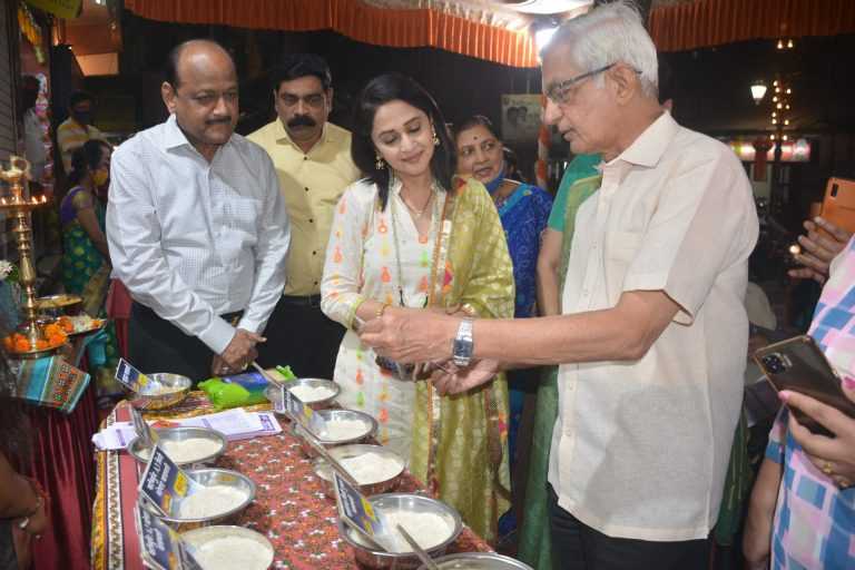 ग्राहक पेठ तांदूळ महोत्सवाचे उद्घाटन