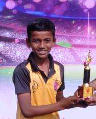 स्वर्गीय बल्लाळ चिपळूणकर 12 वर्षाखालील क्रिकेट करंडक स्पर्धेत चंद्रोस क्रिकेट अकादमी संघाचा पहिला विजय