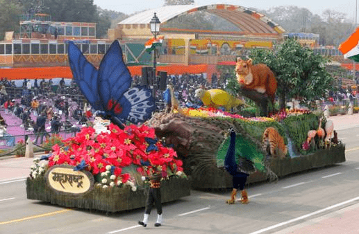 चित्ररथातून झळकते महाराष्ट्राची अस्मिता