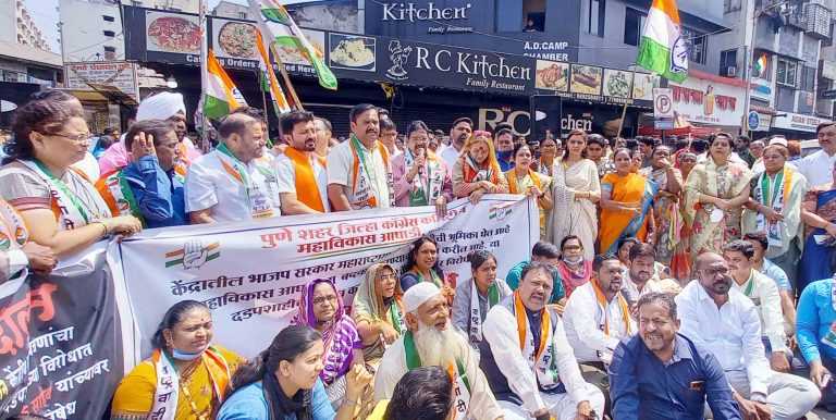 मंत्र्यांना अटक करून दहशतीने सरकार पाडण्याचा कुटील डाव -रमेश बागवे,प्रशांत जगताप ,संजय मोरे