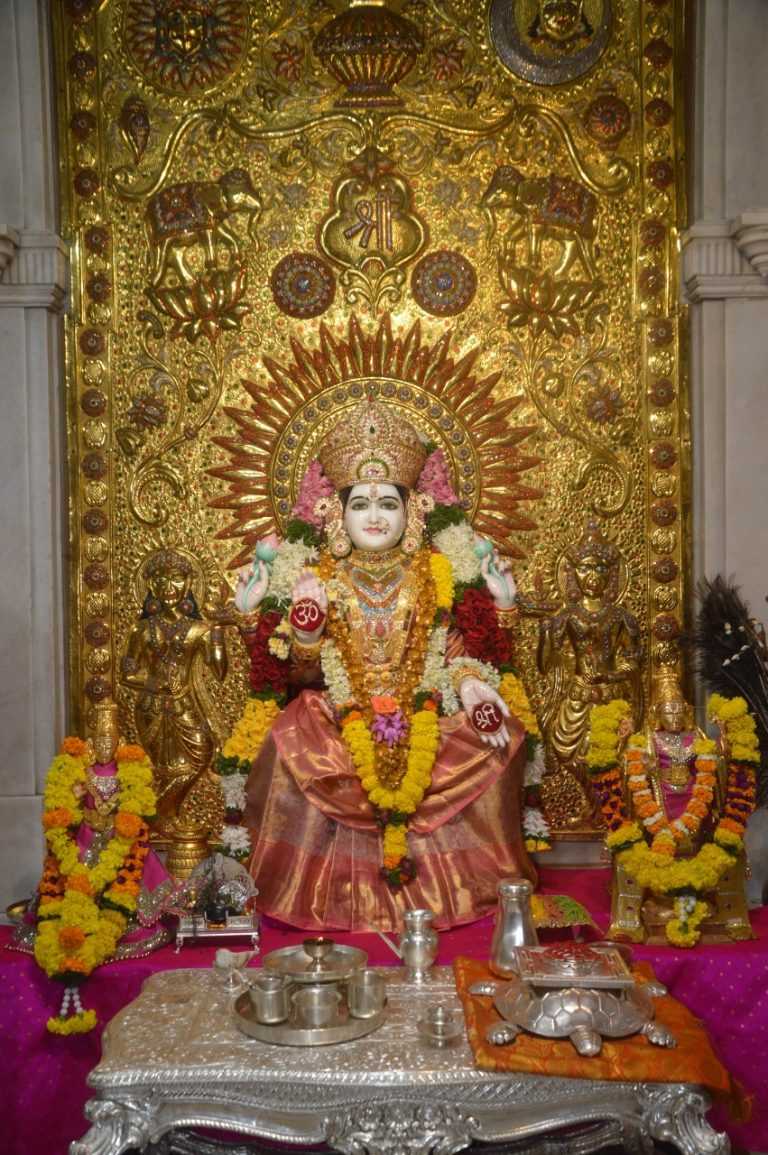 महालक्ष्मी मंदिराच्या ३८ व्या वर्धापनदिनानिमित्त ‘ब्रह्मोत्सव’