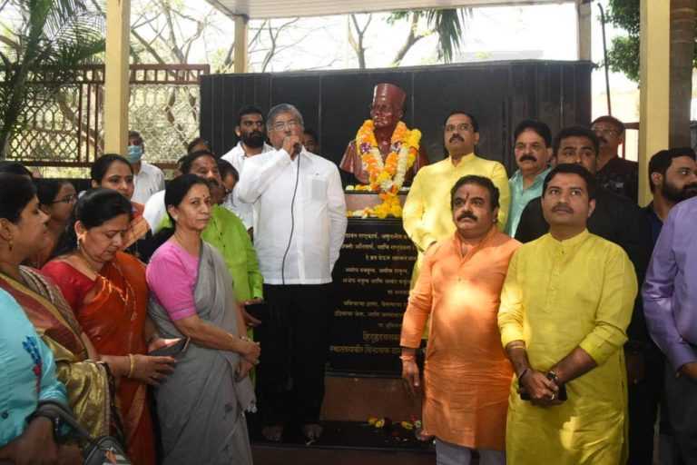 गरवारे महाविद्यालय येथील मेट्रो स्थानकाचे नामकरण स्वातंत्र्यवीर सावरकर स्थानक करावे
