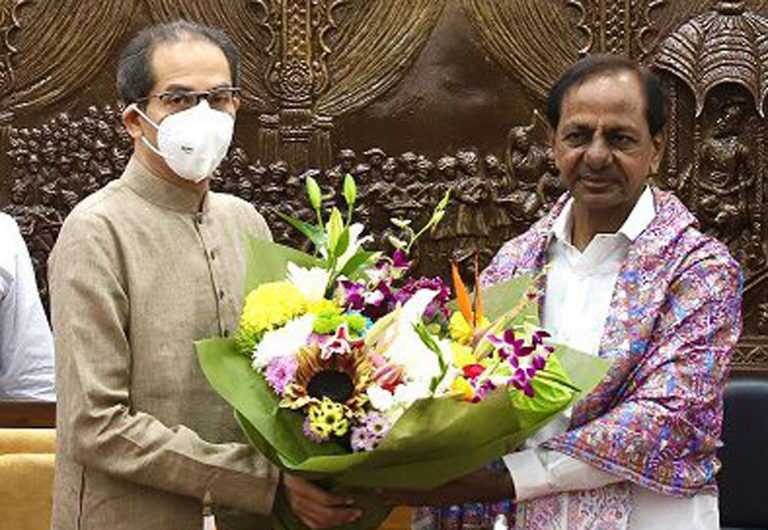 तेलंगणा सख्खा शेजारी, त्याच्याशी विविध क्षेत्रातील सहकार्य वाढवण्यावर भर देणार – मुख्यमंत्री उद्धव ठाकरे