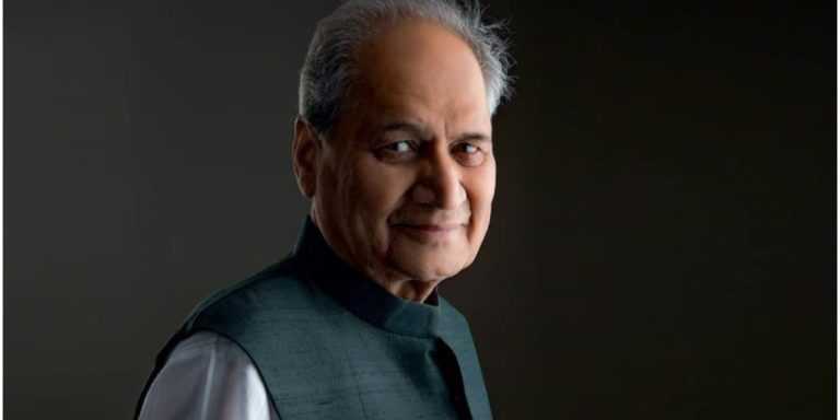 भारतीय उद्योगांच्या विकासात भरीव योगदान देणारा देशाभिमानी उद्योजक गमावला – मुख्यमंत्री उद्धव ठाकरे