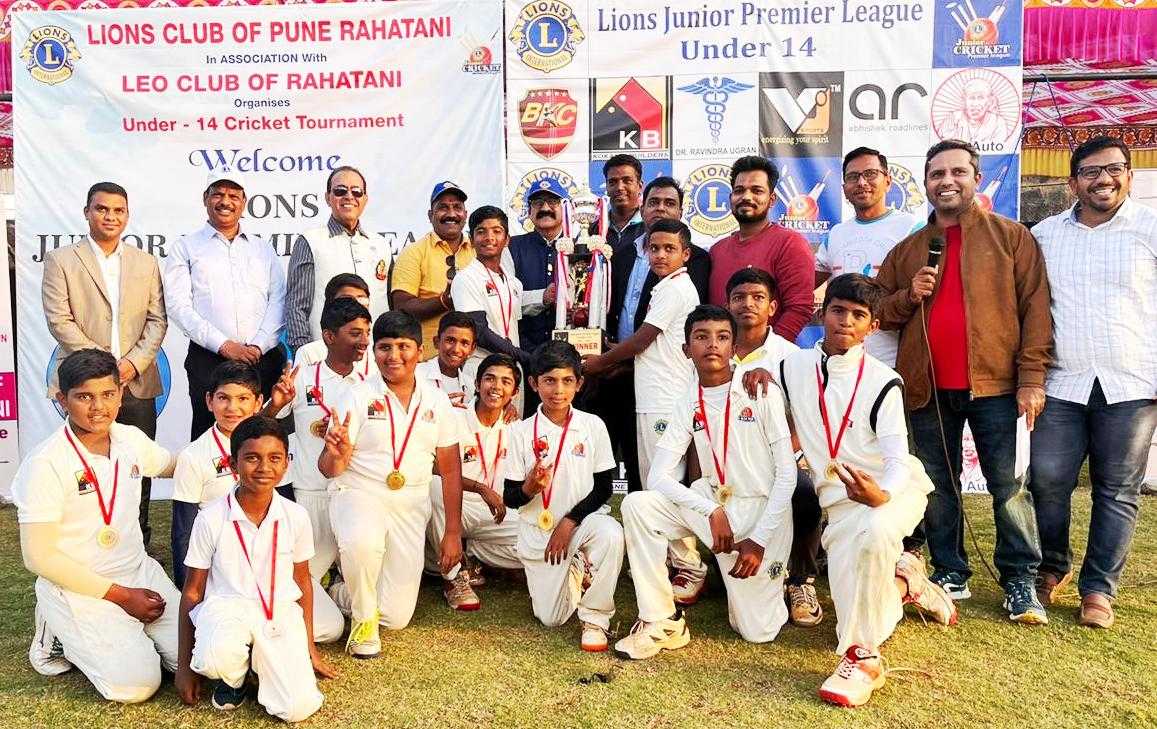14 वर्षाखालील क्रिकेट स्पर्धेत परंडवाल क्रिकेट अकादमी संघाला विजेतेपद