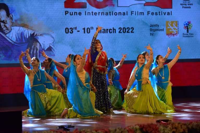 २० व्या पुणे आंतरराष्ट्रीय चित्रपट महोत्सवाचे भव्य सोहळ्यात उदघाटन