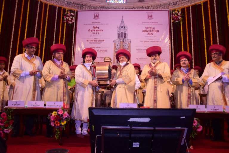 उस्ताद झाकीर हुसेन यांनी पदवी स्वीकारणे हा विद्यापीठाचा बहुमान – राज्यपाल भगत सिंह कोश्यारी