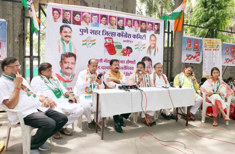 जगण्यापेक्षा इथे मरण स्वस्त- अतुल लोंढे, मुख्य प्रवक्ते, प्रदेश कॉंग्रेस