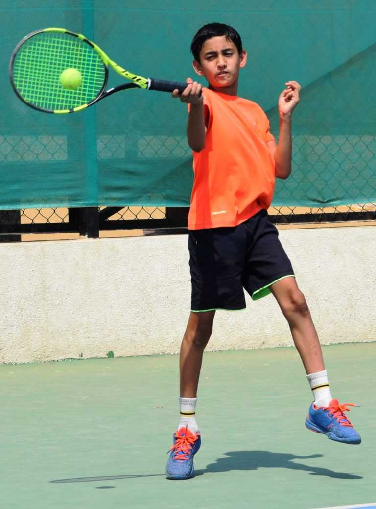 एमएसएलटीए-डेक्कन जिमखाना महाटेनिस एआयटीए राष्ट्रीय मानांकन टेनिस अजिंक्यपद स्पर्धेत नमिश हूडचा मानांकीत खेळाडूवर विजयासह अंतिम फेरीत प्रवेश  