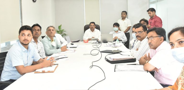 मान्सूनपूर्व कामे गतीने करा;आपत्तीग्रस्तांना तात्काळ मदतीसाठी तत्पर रहावे – मदत व पुनर्वसन मंत्री विजय वडेट्टीवार