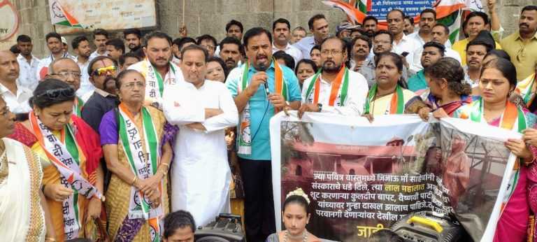 लाल महालात लावणी घडवून आणणारा ‘तो’ भाजपचा पुढारी कोण? राष्ट्रवादीच्या मागणीने कुतूहल वाढले अन त्याच्यासह महापालिका अधिकाऱ्यावर कारवाई ची मागी