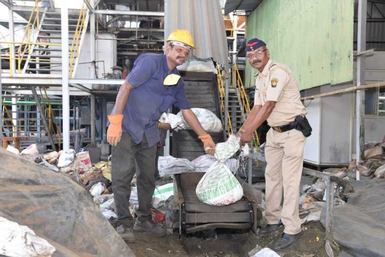 पुण्यात जप्त केलेले 2000 किलो पेक्षा जास्त ड्रग्ज नष्ट
