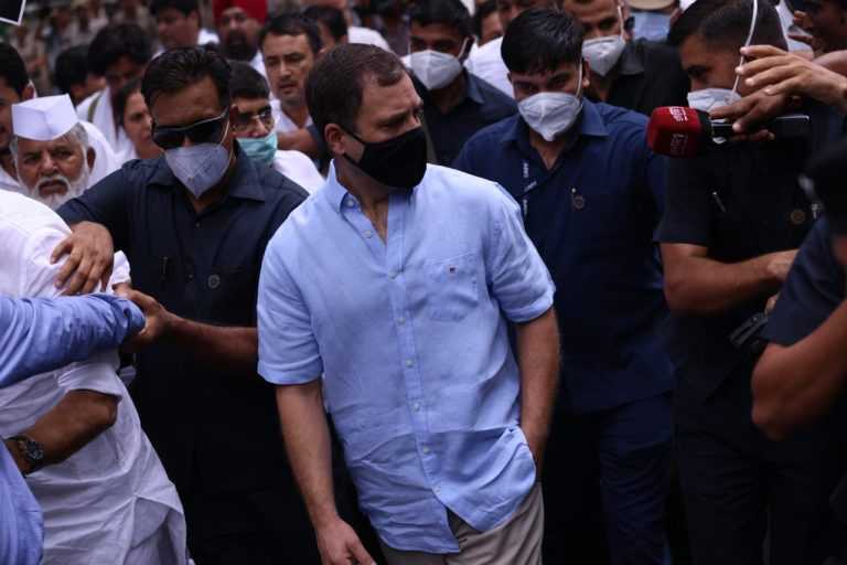 राहुल यांच्याकडे 16 कोटींची प्रॉपर्टी; 72 लाखांचे कर्ज डोक्यावर