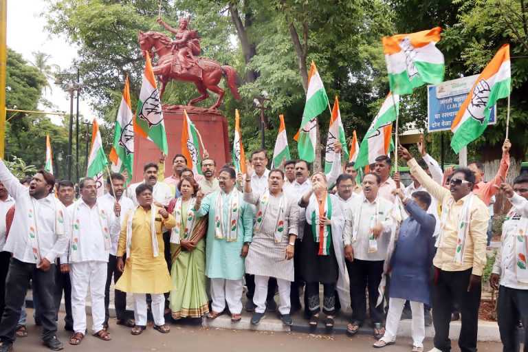 मोदी शहांना कॉंग्रेसची भीती का वाटते -अरविंद शिंदेंचा सवाल