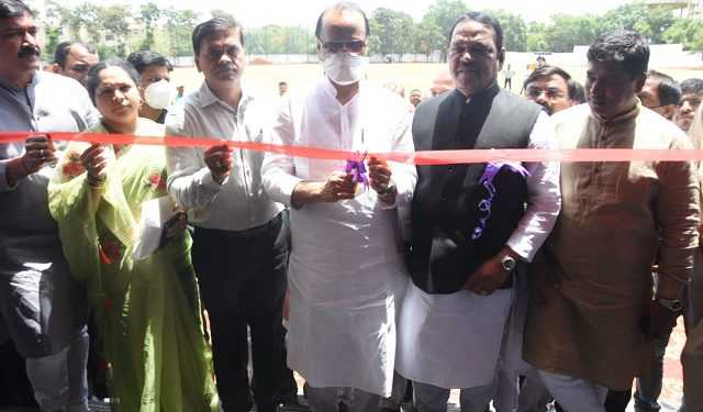 उपमुख्यमंत्री अजित पवार यांच्या हस्ते वाकड येथील उद्यानाचे उद्घाटन