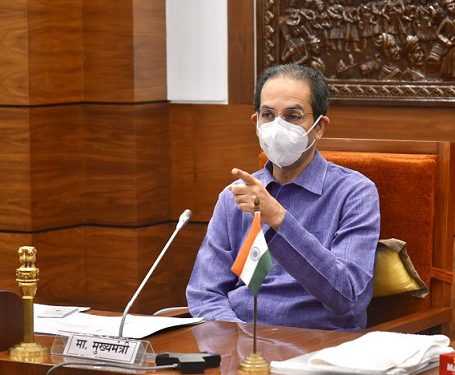 कारणे सांगत बसू नका, तातडीने मार्ग काढा, शहरात पाणीपुरवठा व्यवस्थित करण्यावर विशेष लक्ष द्या – मुख्यमंत्री
