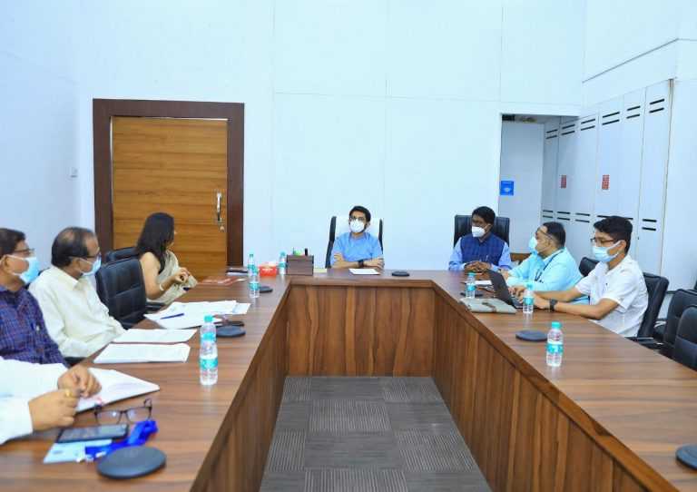 पर्यटकांच्या सोयीसाठी ‘गेट वे ऑफ इंडिया’ परिसर आकर्षक करणार – आदित्य ठाकरे