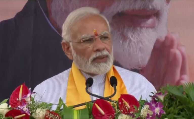 पावागड टेकडीवरील जीर्णोद्धार केलेल्या श्री कालिका मातेच्या मंदिराचे पंतप्रधानांनी केले उद्घाटन