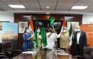 आकासा एअरच्या मुंबई ते अहमदाबाद, पहिल्या विमानाला हिरवा झेंडा दाखवला,ज्योतिरादित्य एम. सिंधिया यांनी
