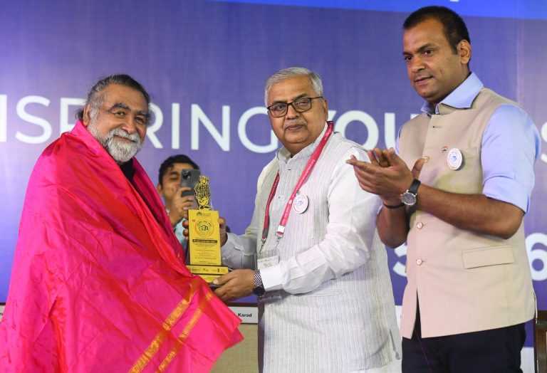 चित्रपटनिर्मिती क्षेत्रावर सरकारी नियंत्रण असू शकत नाही-प्रल्हाद कक्कड